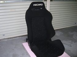 recaro02.jpg