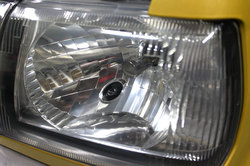 headlight04.jpg