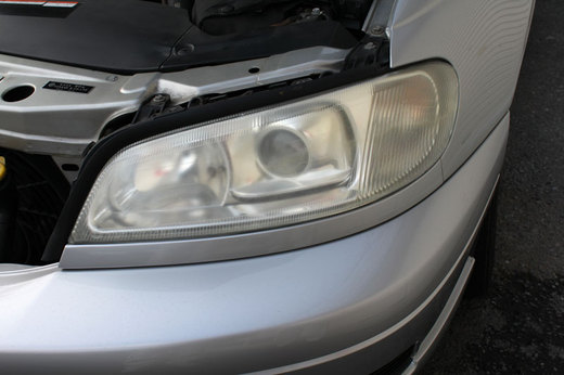 headlight06.jpg