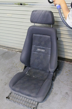 recaro_01 (1).jpg