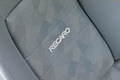 recaro_01 (9).jpg