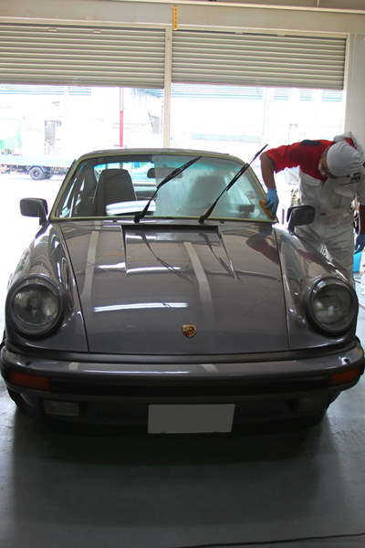 Porsche-930_02.jpg