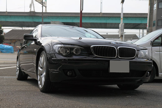 bmw740_00.jpg