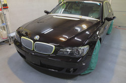 bmw740_01.jpg