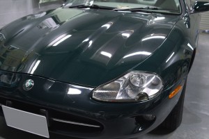 jaguar_xk8_01